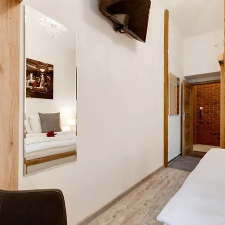 Dream Apt *